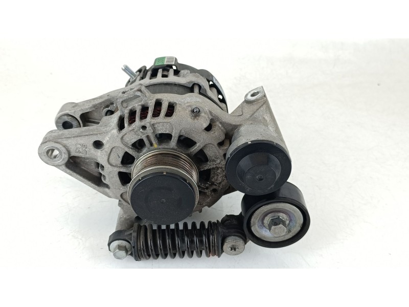 Recambio de alternador para hyundai i30 (pde, pd, pden) 1.6 crdi referencia OEM IAM 373002U000  