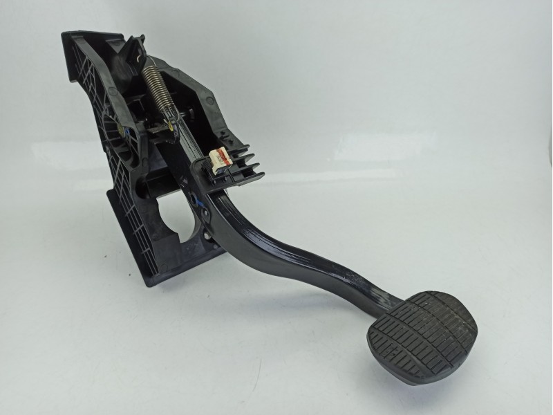 Recambio de pedal freno para bmw x1 (f48) sdrive 18 d referencia OEM IAM 6856596  