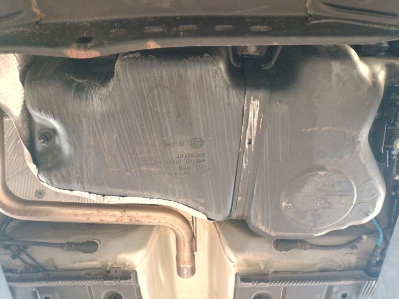 Recambio de deposito combustible para volkswagen golf vii variant (ba5, bv5) 1.6 tdi referencia OEM IAM 5Q020101  
