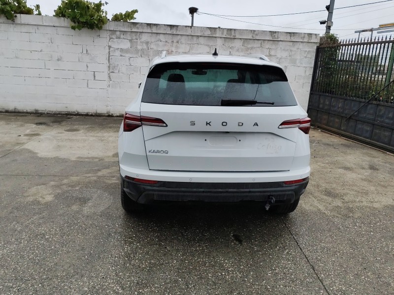 skoda karoq (nu7, nd7) del año 2024