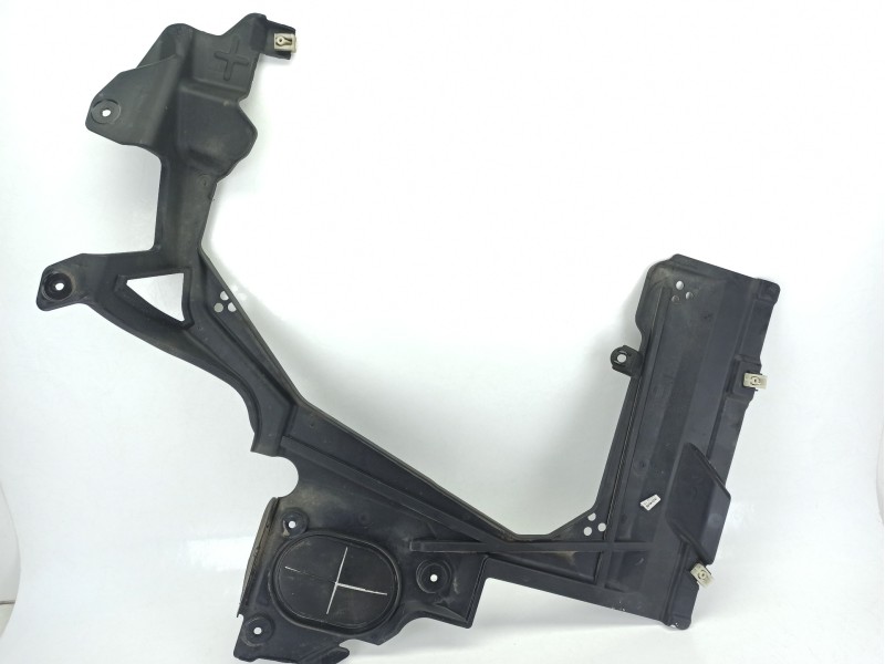 Recambio de moldura para bmw x1 (f48) sdrive 18 d referencia OEM IAM 51757354760  