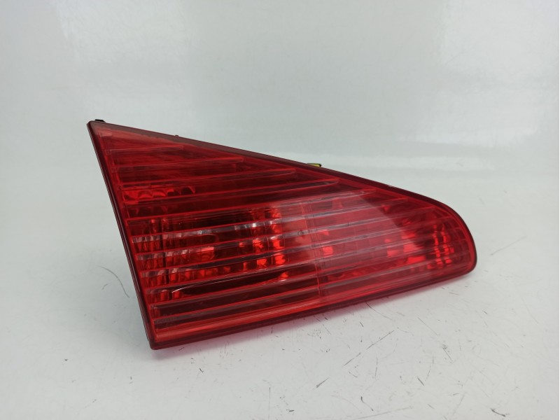 Recambio de piloto trasero izquierdo interior para peugeot 607 (9d, 9u) 2.2 hdi referencia OEM IAM 2543G  