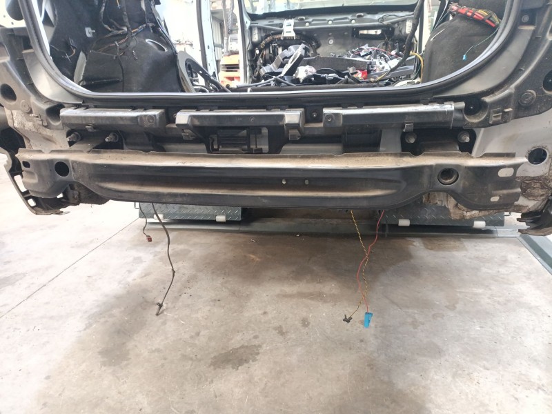 Recambio de refuerzo paragolpes trasero para bmw x1 (e84) sdrive 18 d referencia OEM IAM 51122990162  