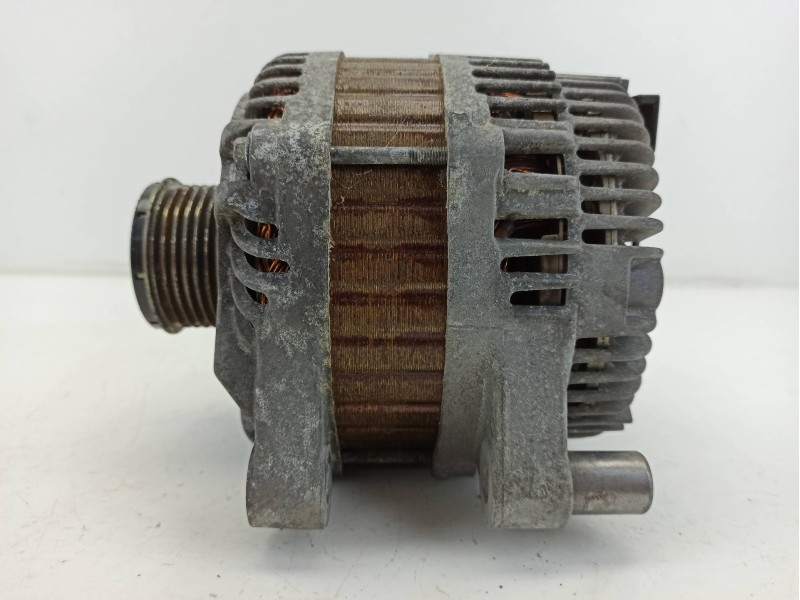 Recambio de alternador para peugeot 407 st sport referencia OEM IAM 9654752880  