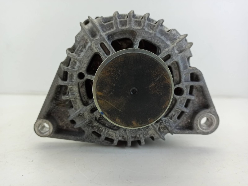 Recambio de alternador para hyundai i30 station wagon (fd) 1.6 crdi referencia OEM IAM 155566120  