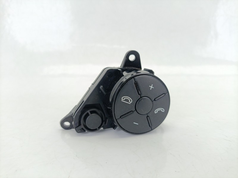 Recambio de mando volante para mercedes-benz clase clc (cl203) clc 220 cdi (203.708) referencia OEM IAM 2308701810  
