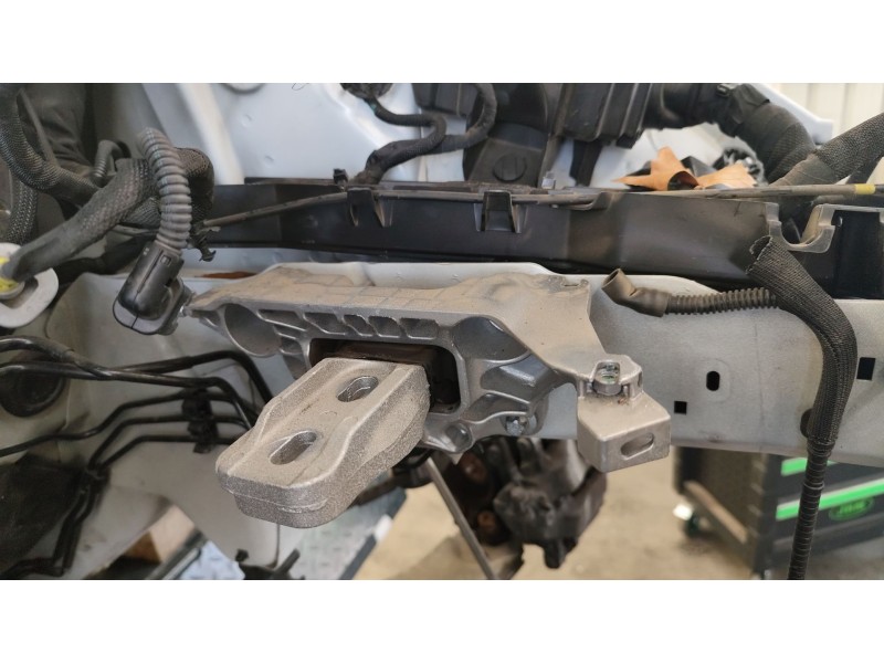 Recambio de soporte motor izquierdo para opel mokka 1.2 (76) referencia OEM IAM 1677070980  