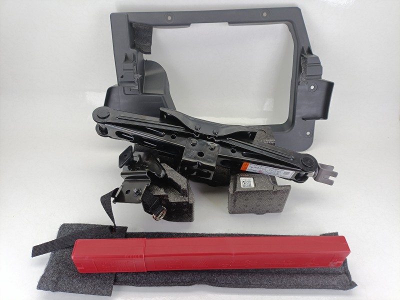 Recambio de herramientas para ford ranger (tke) 2.0 ecoblue 4x4 referencia OEM IAM JB3C17009AB  