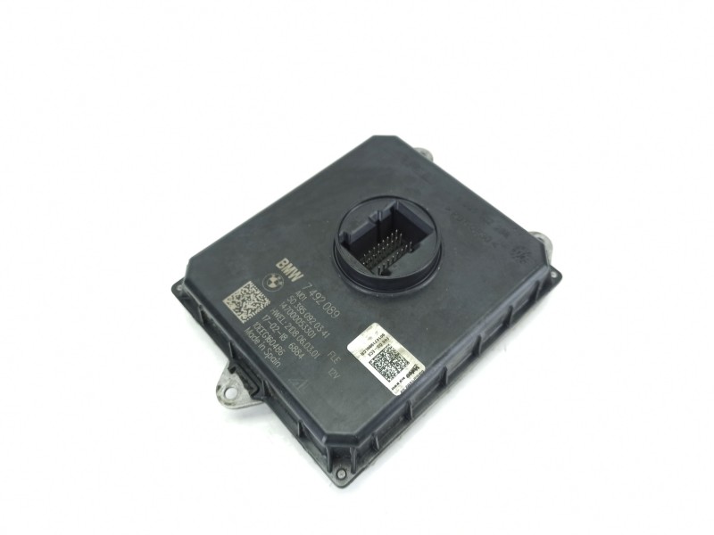 Recambio de centralita faros xenon para bmw x1 (f48) sdrive 18 d referencia OEM IAM 7492089  