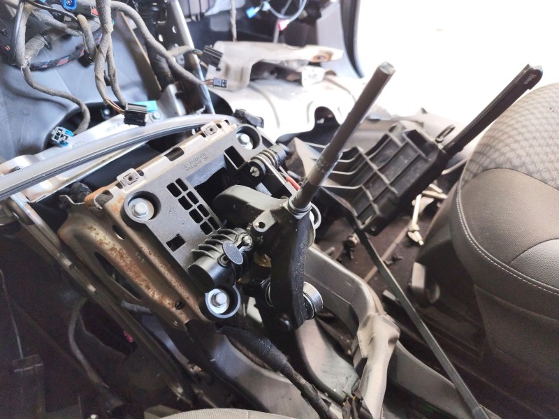 Recambio de palanca cambio para opel zafira tourer c (p12) 1.6 cdti (75) referencia OEM IAM 55498640  