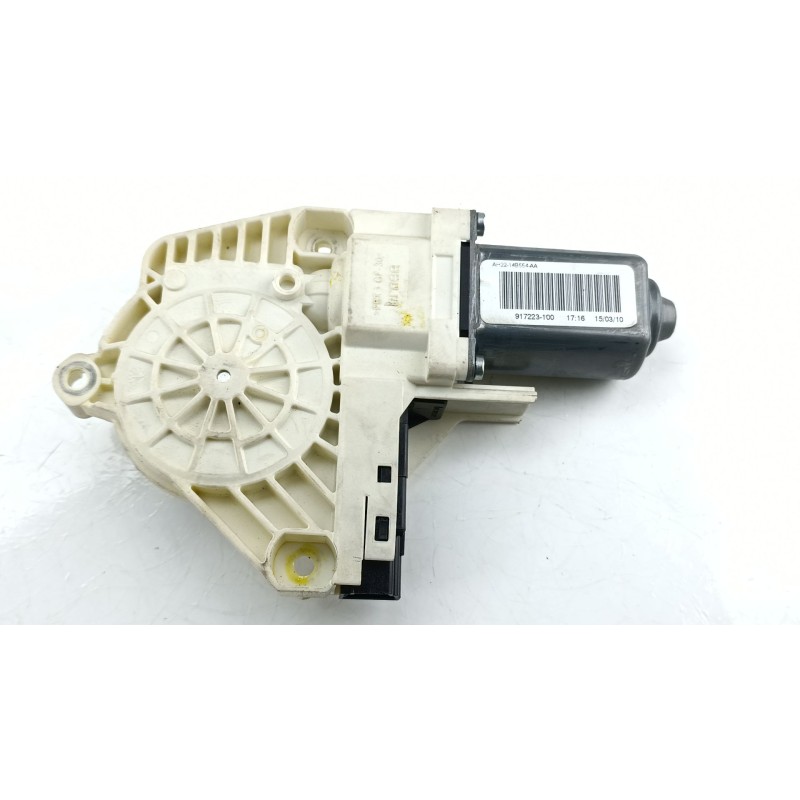 Recambio de elevalunas trasero derecho para land rover discovery iv (l319) 3.0 td 4x4 referencia OEM IAM LR052109  