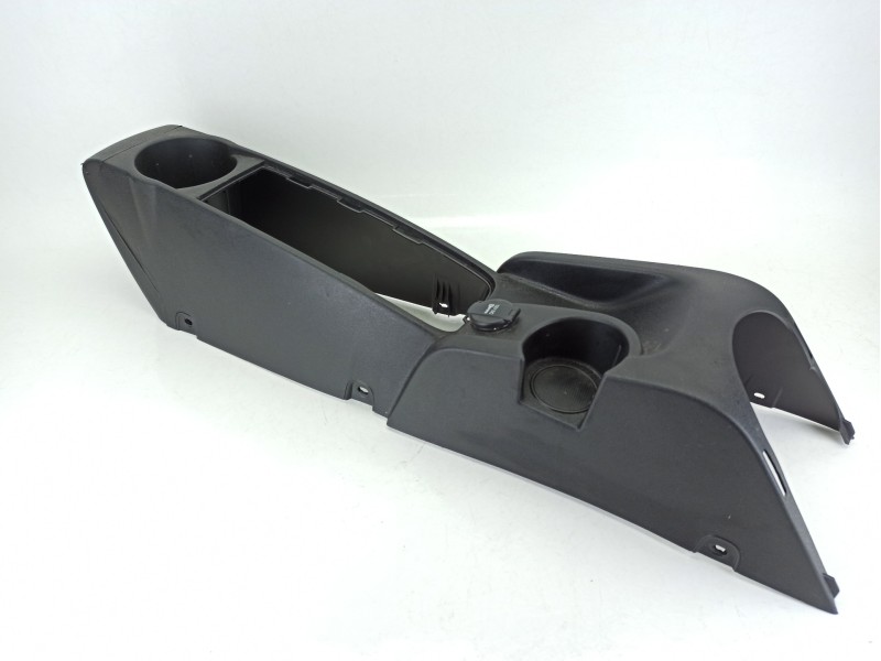 Recambio de apoyabrazos central para opel combo furgoneta/monovolumen (x12) 1.3 cdti (b05) referencia OEM IAM 735458336  
