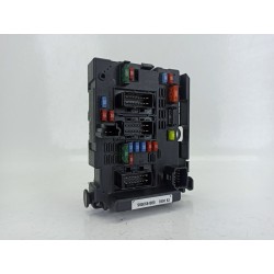 CAJA RELES / FUSIBLES 9650664080 