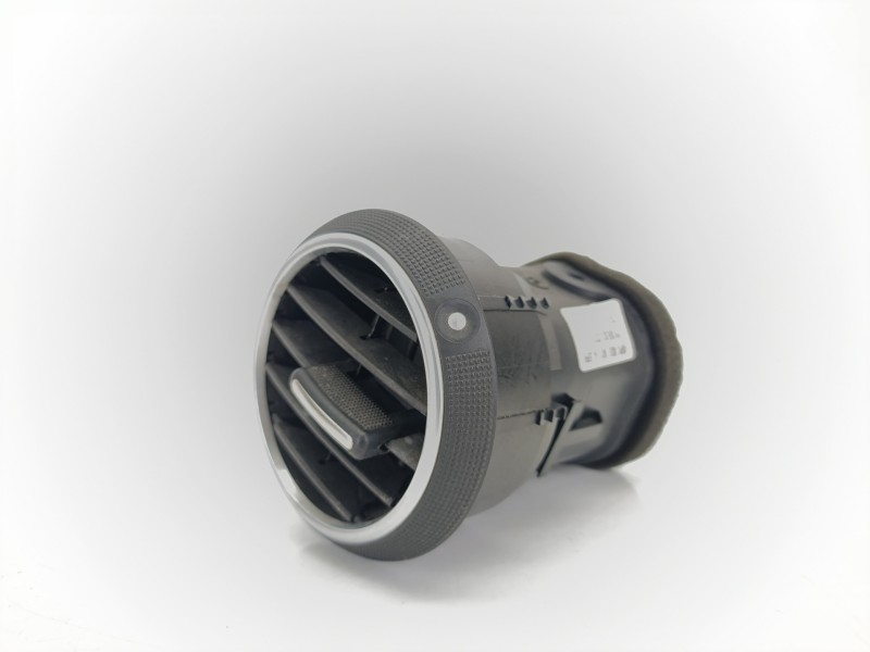 Recambio de rejilla aireadora para audi a3 (8p1) 2.0 tdi 16v referencia OEM IAM 8P0820901A  