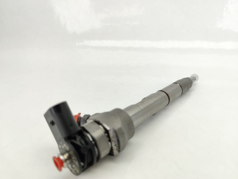 Recambio de inyector para audi q3 sportback (f3n) 35 tdi referencia OEM IAM 05L130277E  