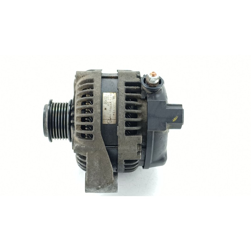 Recambio de alternador para land rover discovery iv (l319) 3.0 td 4x4 referencia OEM IAM LR124836  
