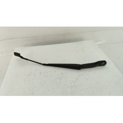 BRAZO LIMPIA DELANTERO DERECHO LR027683 
