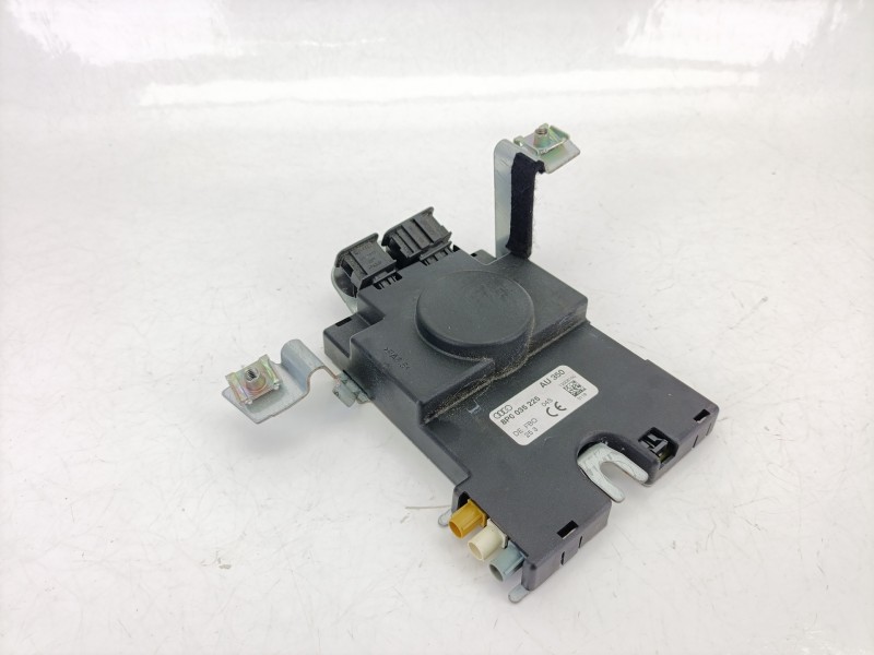 Recambio de amplificador de antena para audi a3 (8p1) 2.0 tdi 16v referencia OEM IAM 8P0035225  
