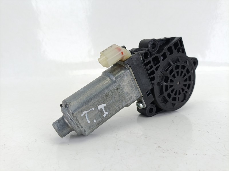 Recambio de motor elevalunas trasero izquierdo para kia sportage ii (je_, km_) 2.0 crdi 4wd referencia OEM IAM 988101F100  