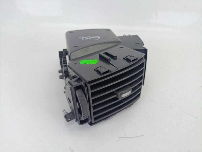 Recambio de rejilla aireadora para peugeot boxer furgoneta 2.2 hdi 130 referencia OEM IAM LS385812  