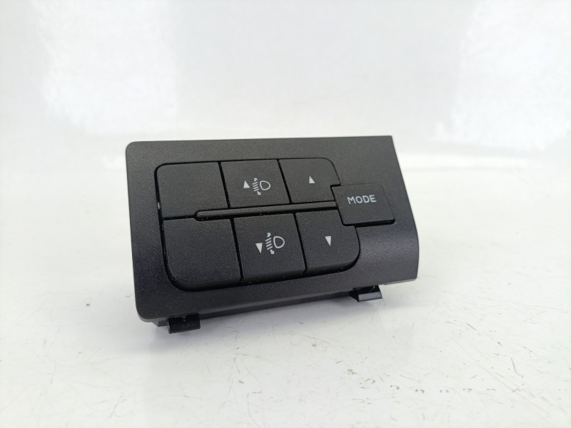 Recambio de mando multifuncion para peugeot boxer furgoneta 2.2 hdi 130 referencia OEM IAM 7355331110  