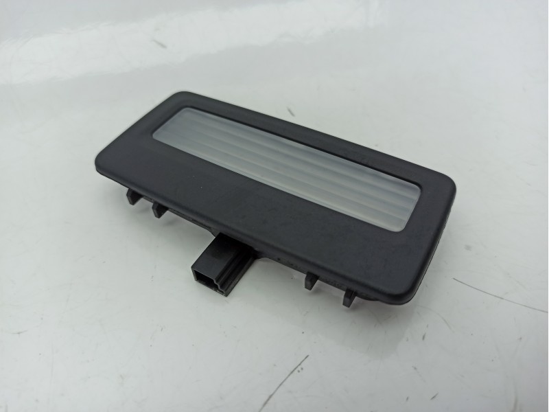 Recambio de luz interior para bmw 5 touring (f11) 535 d referencia OEM IAM 9163764  