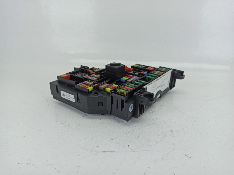 Recambio de caja reles / fusibles para bmw 5 touring (f11) 535 d referencia OEM IAM 9234423  