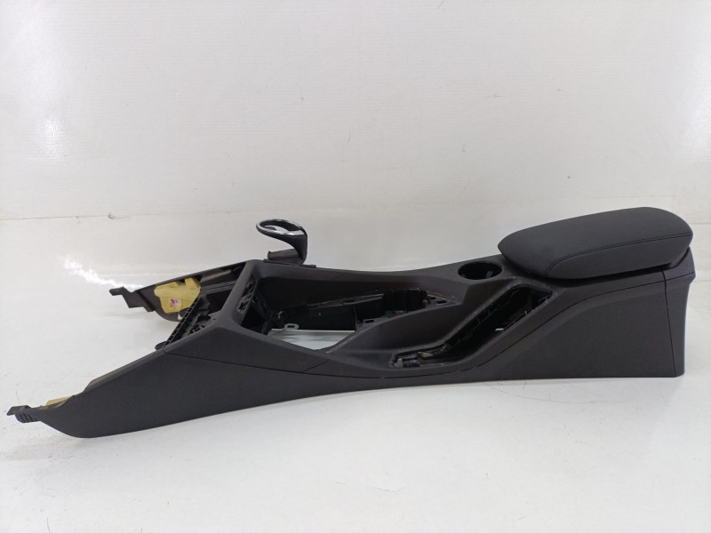 Recambio de consola central para bmw x1 (e84) sdrive 18 d referencia OEM IAM 51162993631  