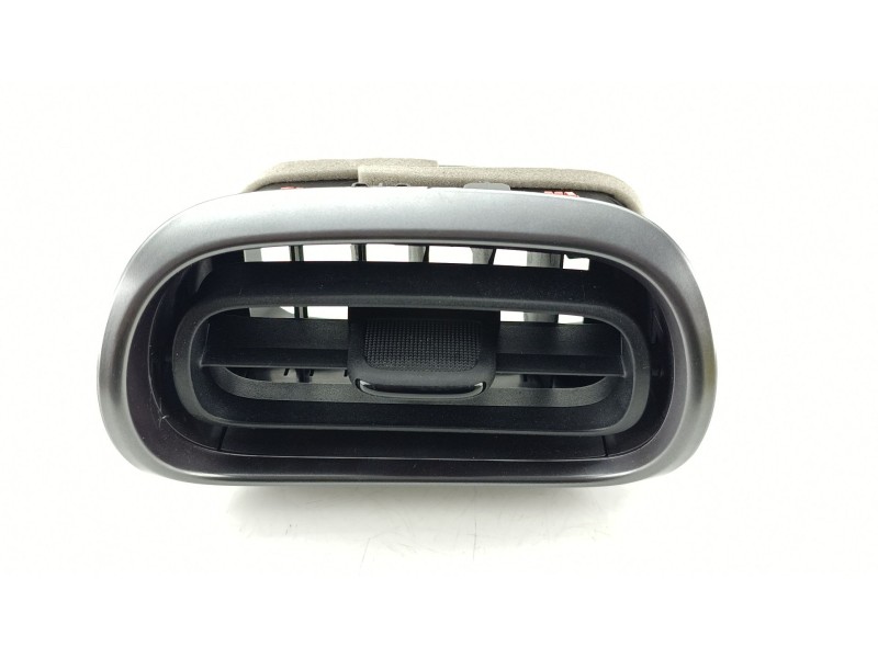 Recambio de rejilla aireadora para toyota yaris (_p21_, _pa1_, _ph1_) 1.5 hybrid (mxph10) referencia OEM IAM 55650K0040  