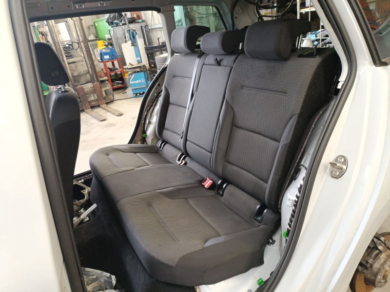 Recambio de asiento trasero para volkswagen golf vii variant (ba5, bv5) 1.6 tdi referencia OEM IAM   