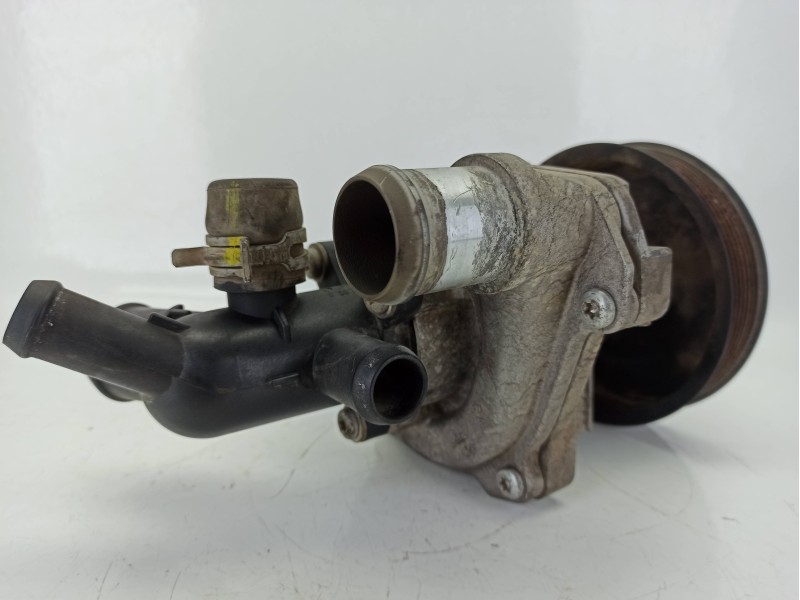 Recambio de bomba agua para ford ranger (tke) 2.2 tdci 4x4 referencia OEM IAM BK3Q8A558  