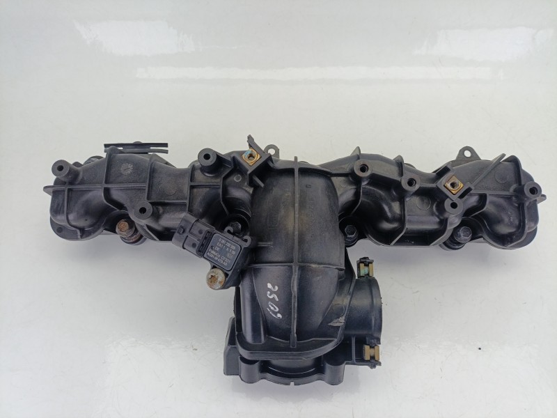 Recambio de colector admision para peugeot boxer furgoneta 2.2 hdi 130 referencia OEM IAM BK2Q9424C  