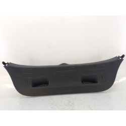 GUARNECIDO PORTON TRASERO 81750G4000 