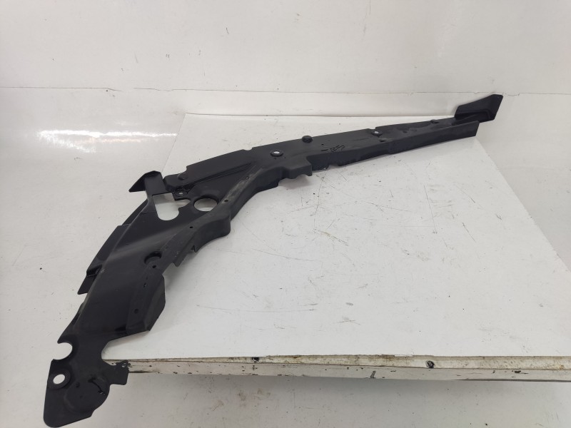 Recambio de moldura para jeep grand cherokee iv (wk, wk2) 3.0 crd v6 4x4 referencia OEM IAM 68277400AA  