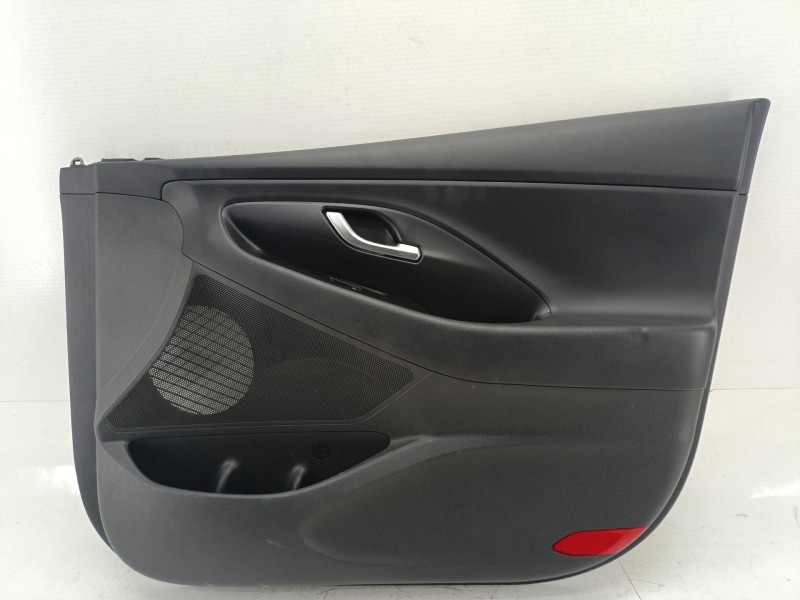 Recambio de guarnecido puerta delantera derecha para hyundai i30 (pde, pd, pden) 1.6 crdi referencia OEM IAM 82320G4000  