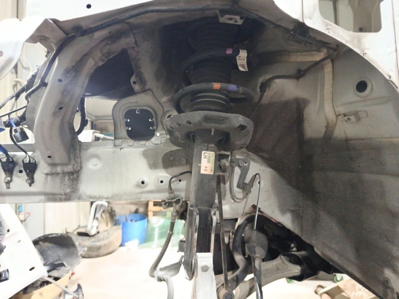Recambio de amortiguador delantero izquierdo para hyundai ioniq (ae) 1.6 gdi hybrid referencia OEM IAM 54651G2100  