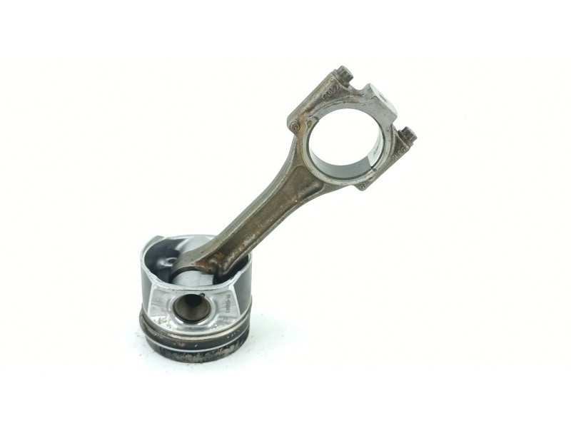 Recambio de piston para volkswagen golf vii variant (ba5, bv5) 1.6 tdi referencia OEM IAM 04L107065AR  
