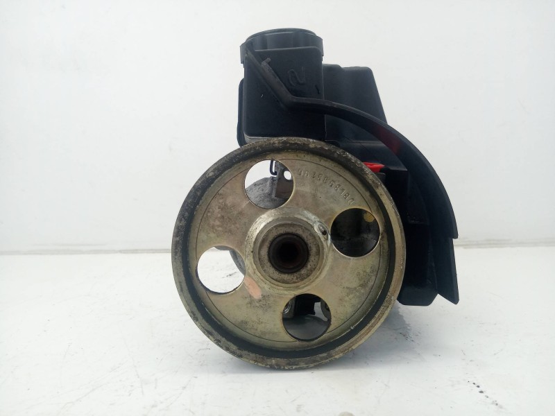 Recambio de bomba direccion para peugeot 206 hatchback (2a/c) 1.9 d referencia OEM IAM 9638668180  