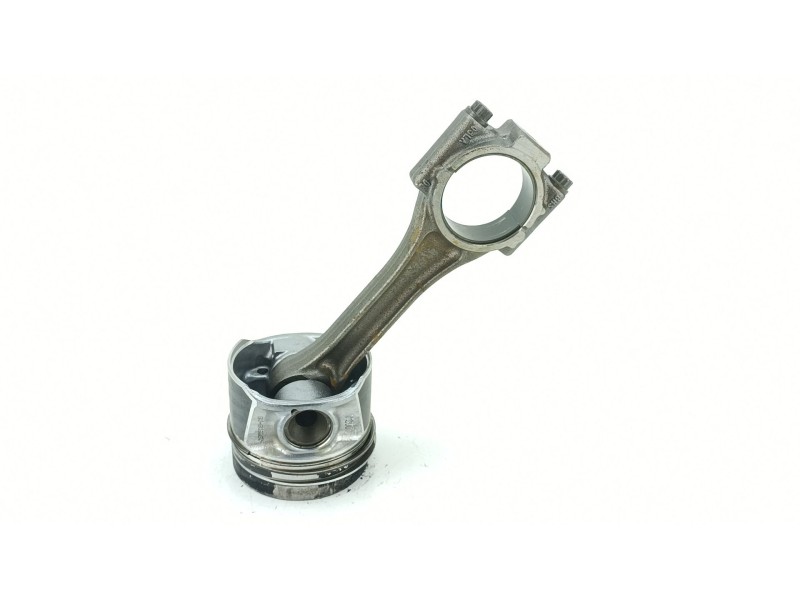 Recambio de piston para volkswagen golf vii variant (ba5, bv5) 1.6 tdi referencia OEM IAM 04L107065AR  