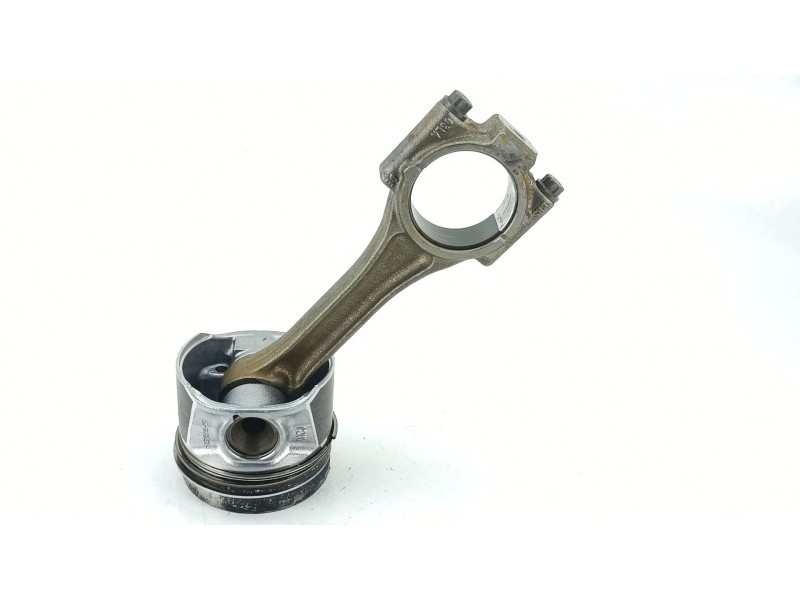 Recambio de piston para volkswagen golf vii variant (ba5, bv5) 1.6 tdi referencia OEM IAM 04L107065AR  