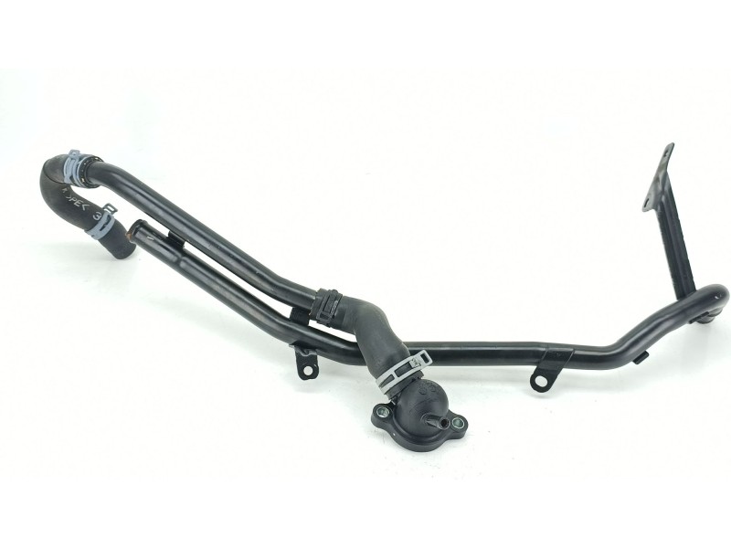 Recambio de tubo para volkswagen golf vii variant (ba5, bv5) 1.6 tdi referencia OEM IAM 4L121131AA  