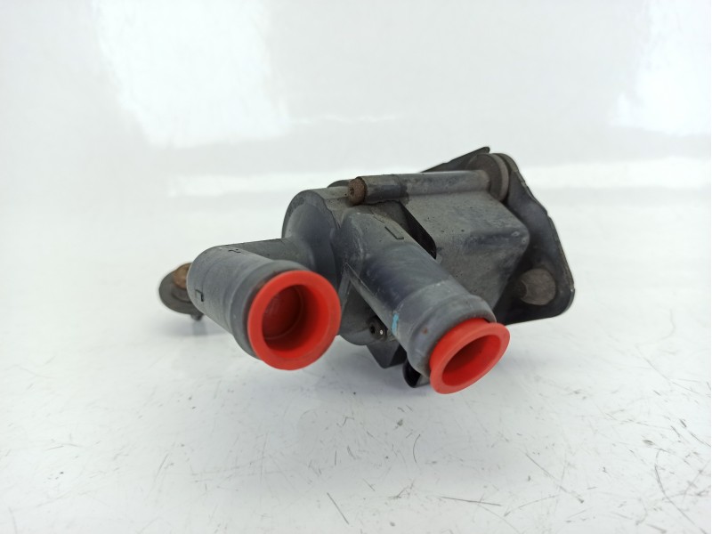 Recambio de bomba agua para bmw 5 touring (f11) 535 d referencia OEM IAM 9230235  