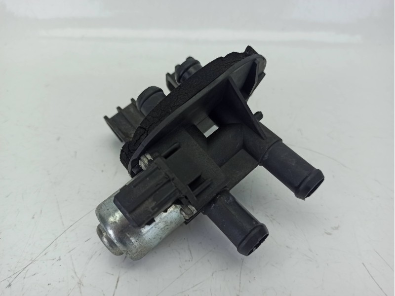 Recambio de bomba calefaccion para ford fiesta iv (ja_, jb_) 1.8 di referencia OEM IAM 3510315  
