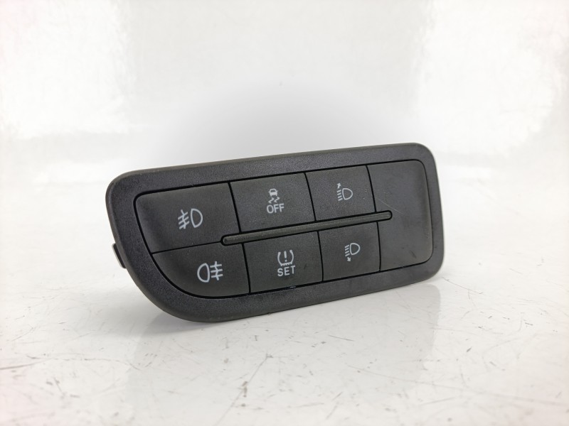 Recambio de mando multifuncion para fiat fiorino monospace (225_) 1.4 (225bxa1a) referencia OEM IAM 0735735349  