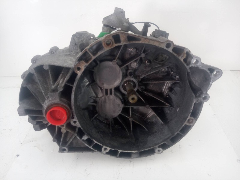 Recambio de caja cambios para ford focus ii descapotable 2.0 tdci referencia OEM IAM 8M5R7002FE  