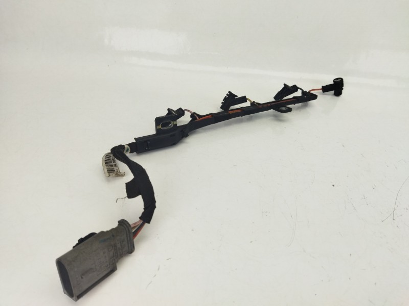 Recambio de cableado electrico para volvo v40 hatchback (525) d2 referencia OEM IAM AV6Q6M091  