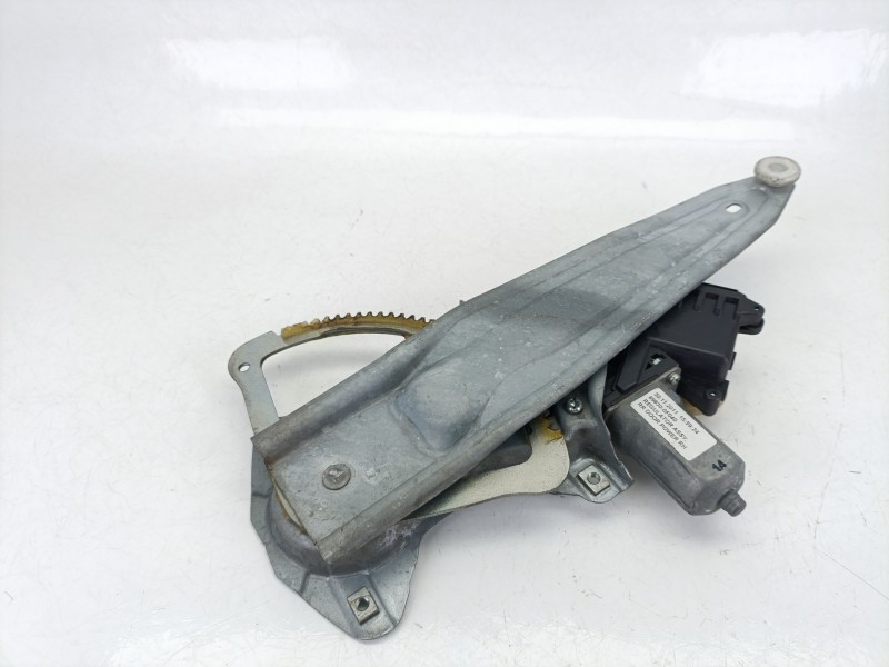 Recambio de elevalunas trasero derecho para toyota verso (_r2_) 2.0 d-4d (aur20_) referencia OEM IAM 698300F040  