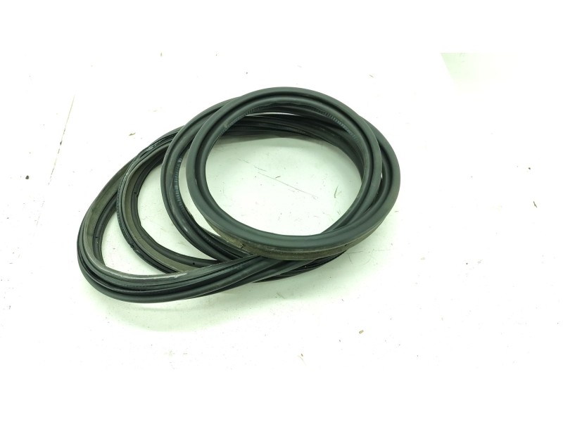 Recambio de gomas contorno puerta para lexus nx (_z1_) 300h awd (ayz15) referencia OEM IAM 6231178010  