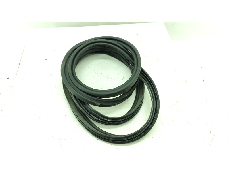 Recambio de gomas contorno puerta para lexus nx (_z1_) 300h awd (ayz15) referencia OEM IAM 6233278010  