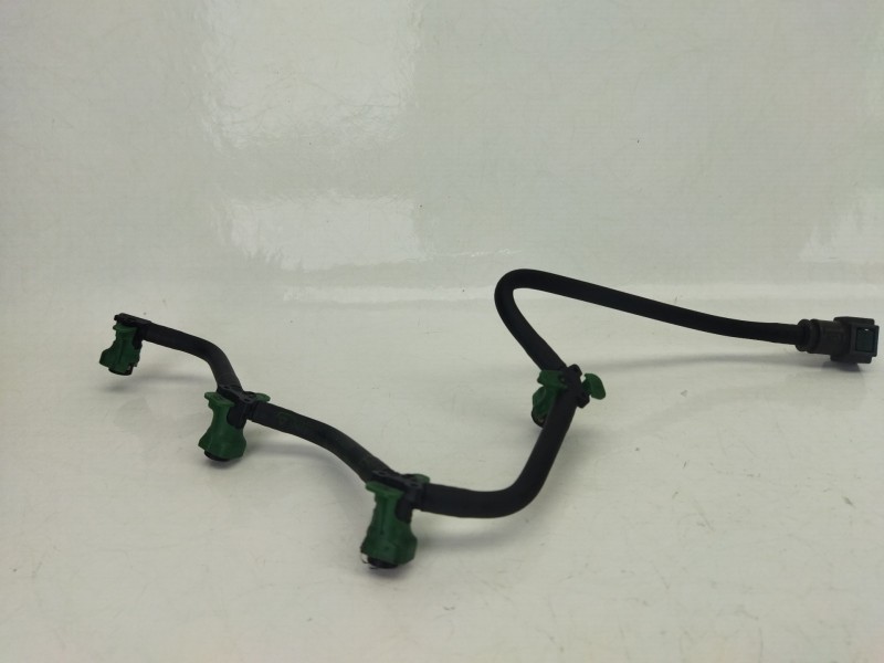 Recambio de tubo para volvo v40 hatchback (525) d2 referencia OEM IAM 171114  
